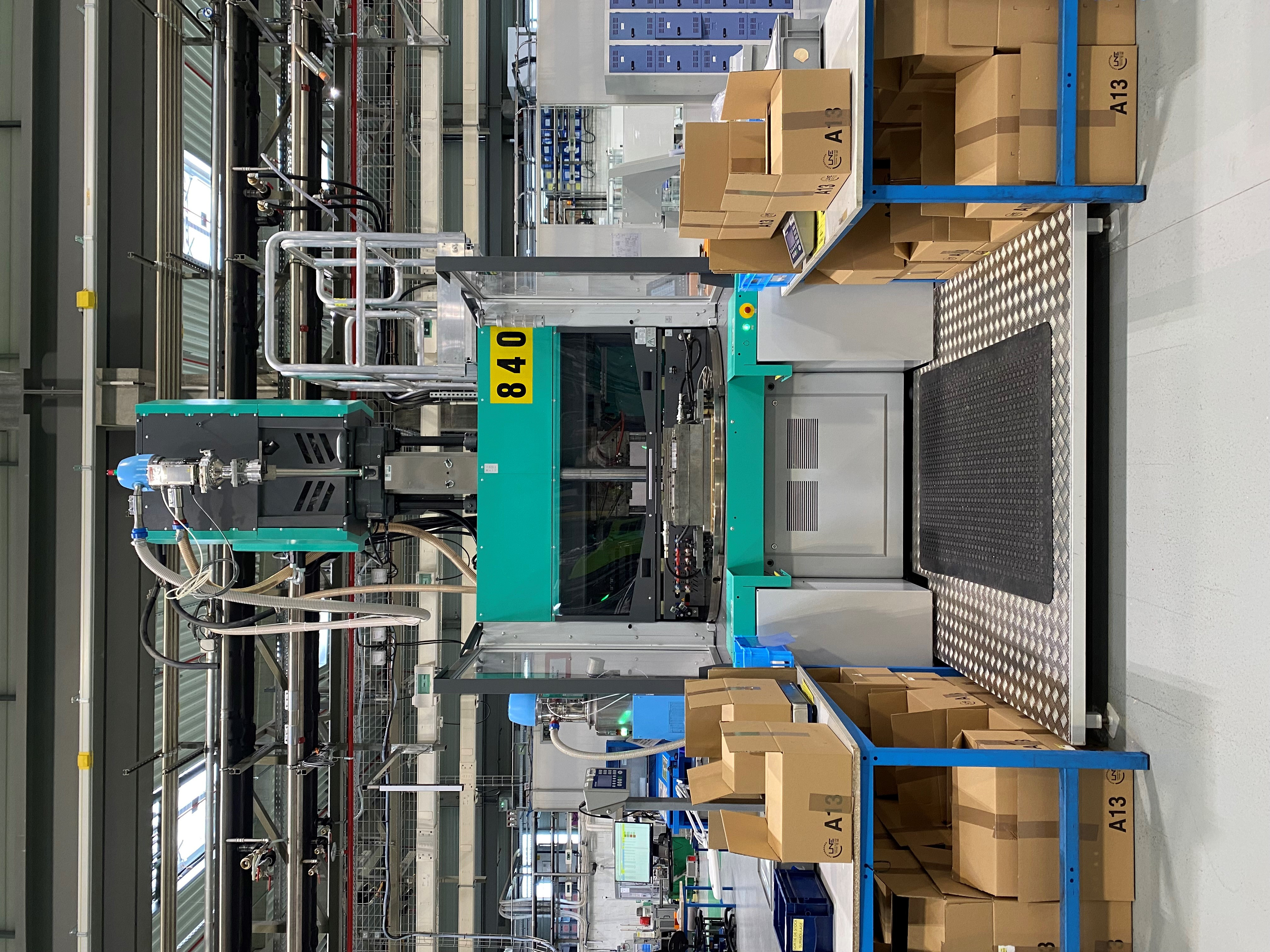 Presse Arburg verticale 200 t